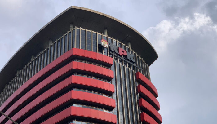 Kasus Suap Alur Pelayaran di 4 Pelabuhan Berlanjut, Mantan KSOP Samarinda Diperiksa