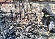 Police Line Kafe Taman Gunung Bahagia Dibuka, Warga Mulai Ambil Barang Sisa Kebakaran