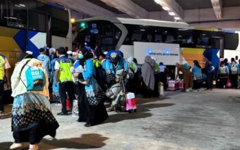 Kloter Pertama Debarkasi Haji Balikpapan Tiba, 9 Jemaah Wafat di Tanah Suci