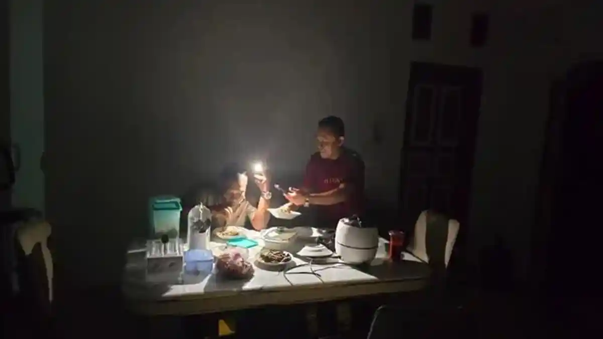 PLN menyesuaikan manajemen beban listrik di Balikpapan akibat gangguan operasional PLTGU.