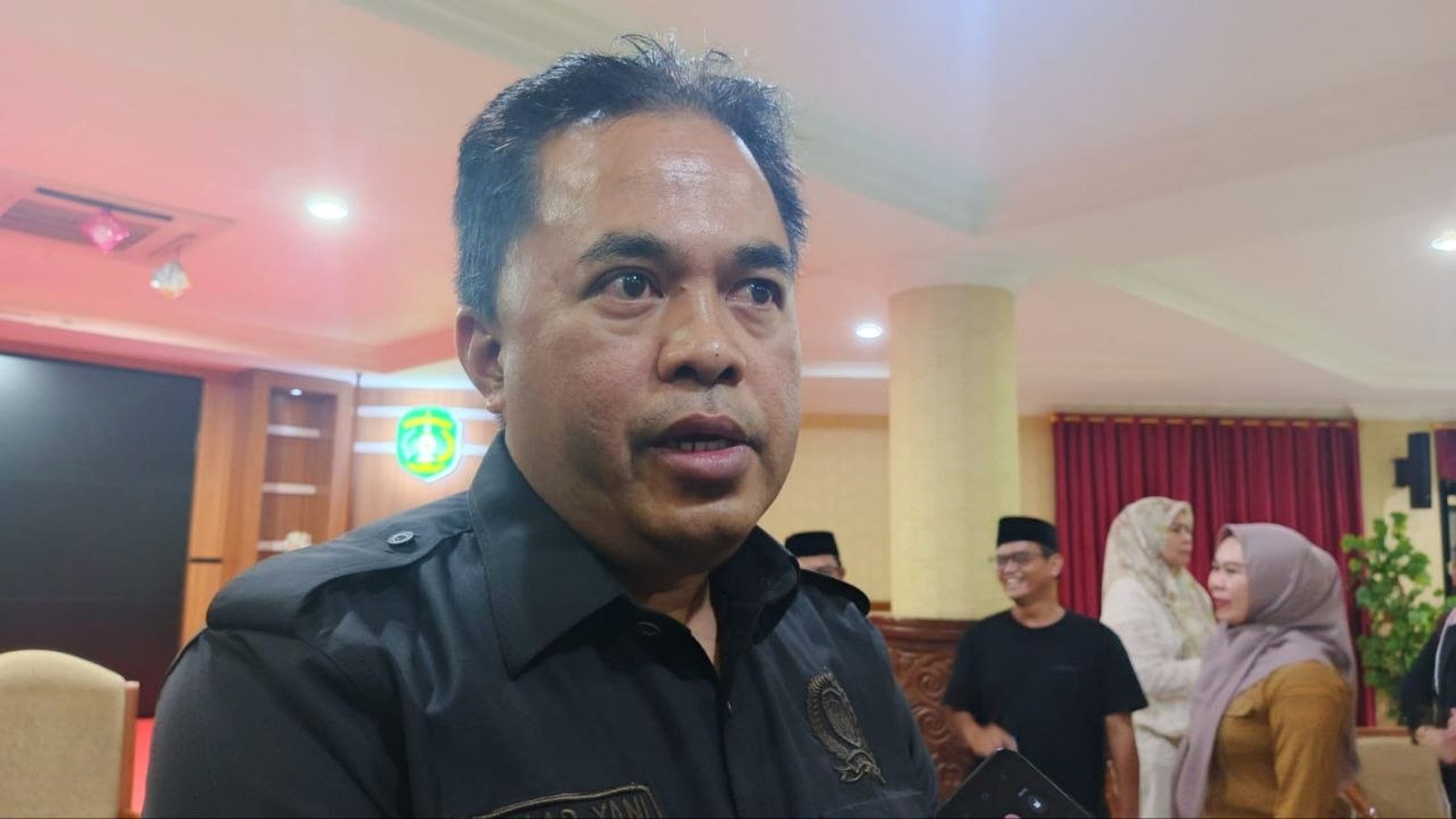 Ketua DPRD Kukar Ahmad Yani saat paripurna APBD Kukar 2025 yang dua kali gagal digelar