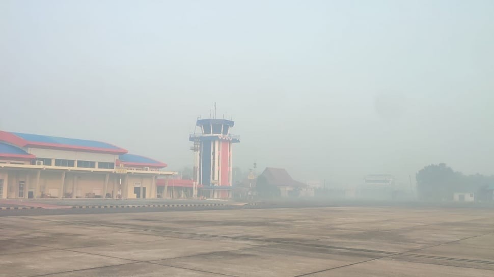 Kabut asap karhutla di Samarinda