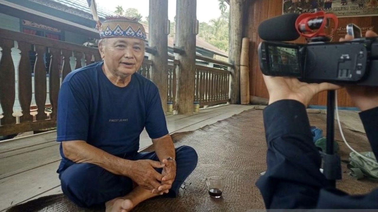 Hutan adat masyarakat Bahau Datah Suling di Mahakam Ulu yang terancam ekspansi sawit.